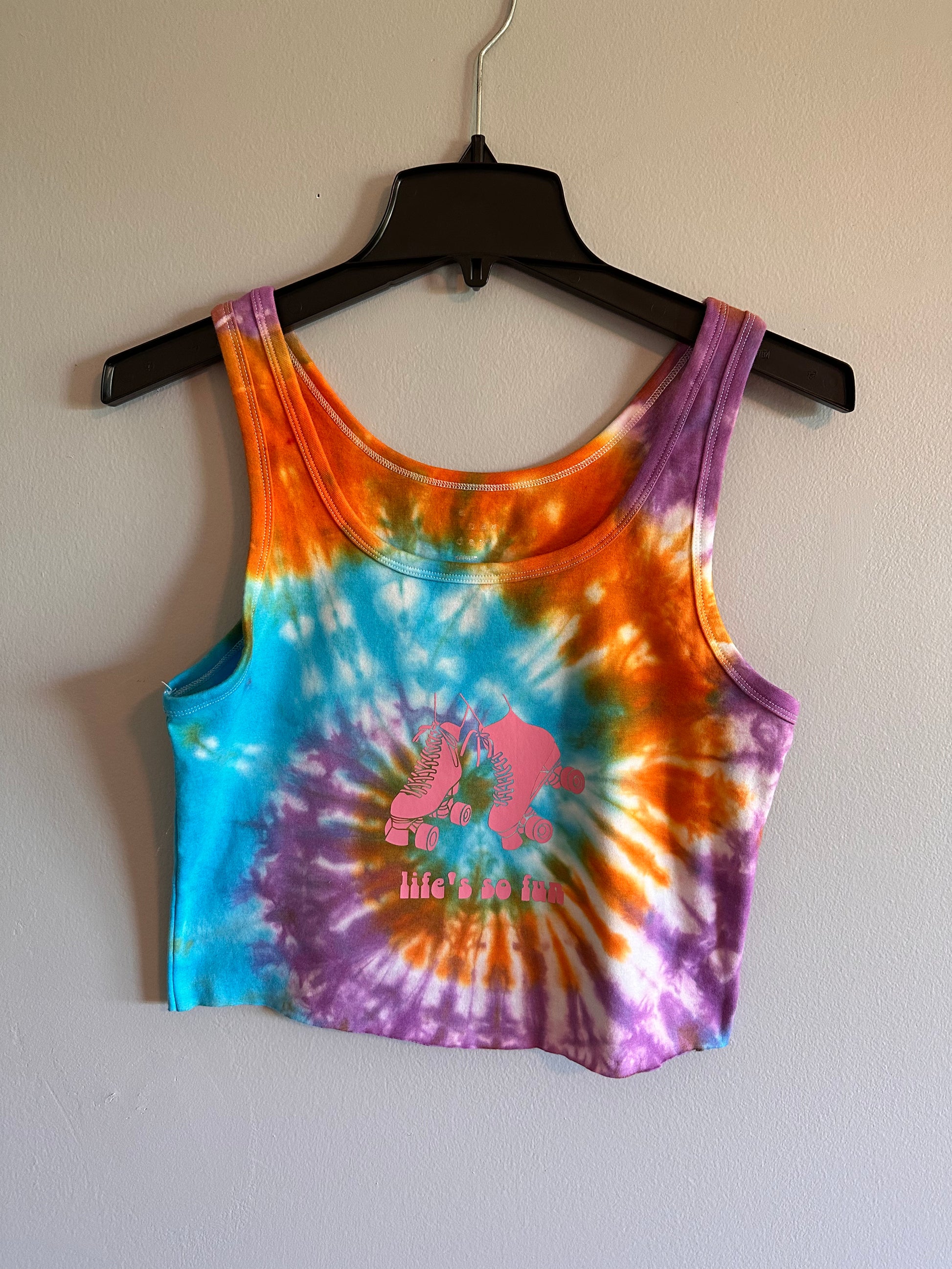 How To Dye Polyester: Easy and Awesome DIY with Video - Chas' Crazy  Creations